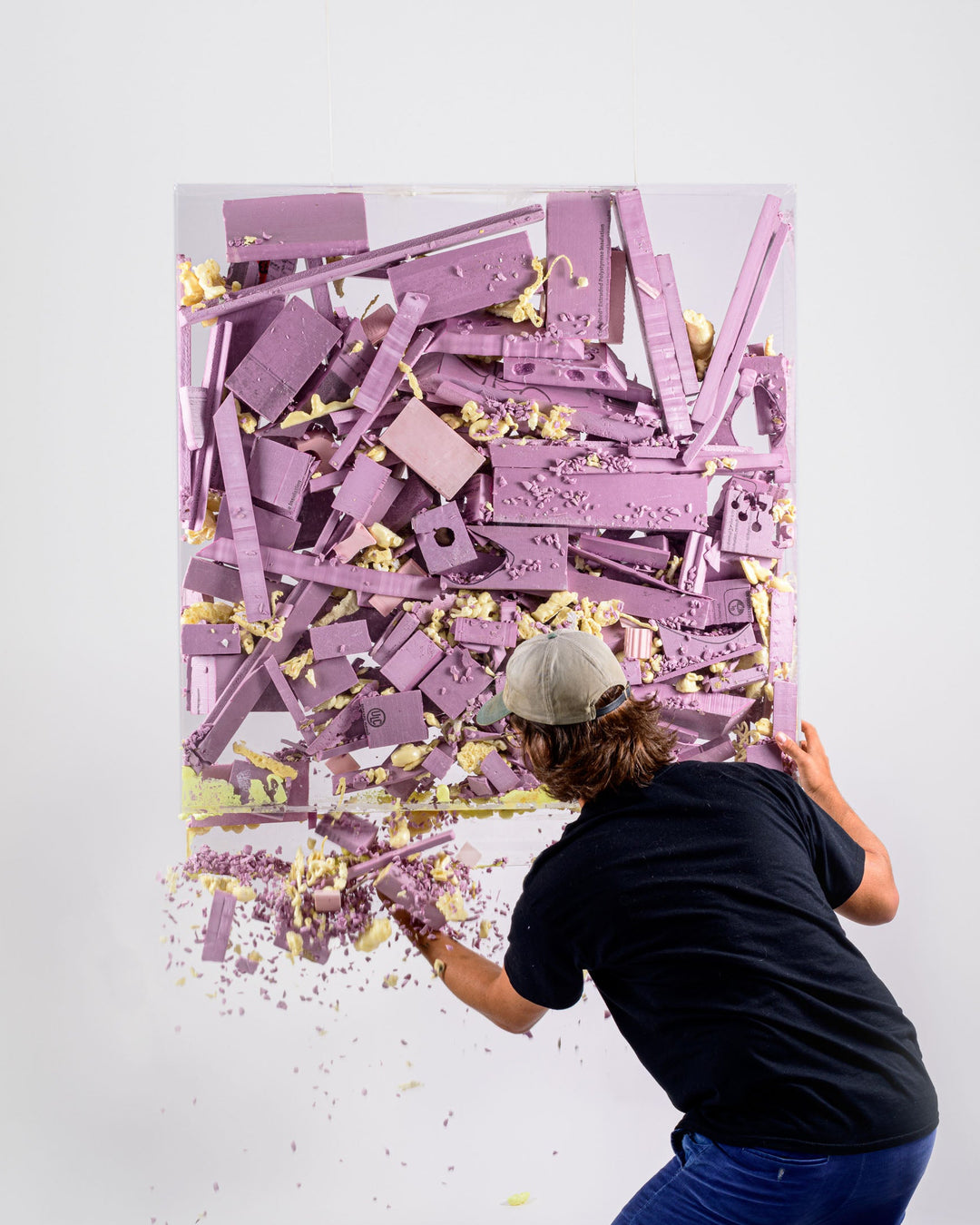 "Isolé.e.s" by Jeremy Paguet—an innovative acrylic and styrofoam artwork exploring confinement, materiality, and identity. Discover this unique piece at Gems Galerie.