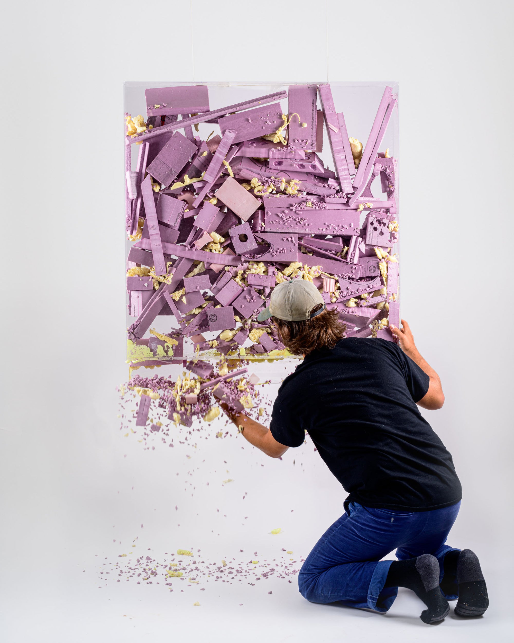 "Isolé.e.s" by Jeremy Paguet—an innovative acrylic and styrofoam artwork exploring confinement, materiality, and identity. Discover this unique piece at Gems Galerie.